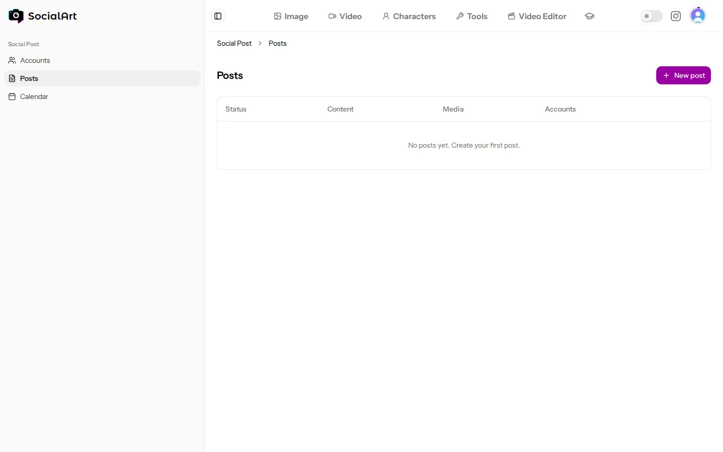 The Posts overview with status, content, media and accounts per post
